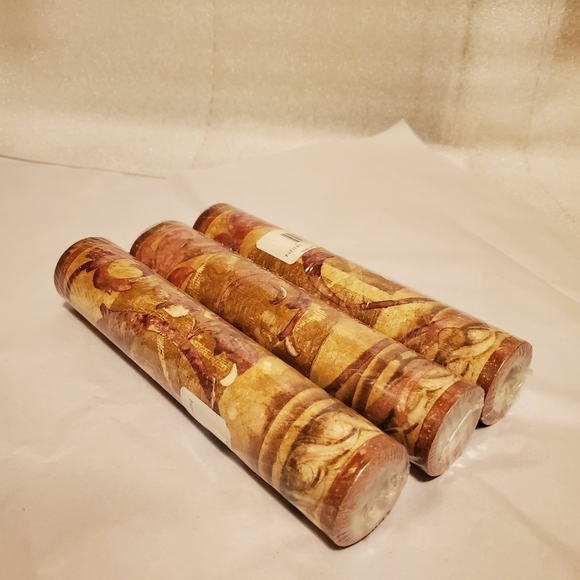 Beautiful wallpaper border! - Picture 2 of 5